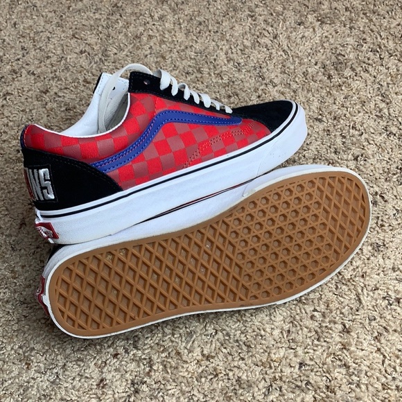 Vans - Picture 6 of 6